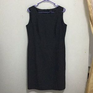 Sleeveless dress Tahari Arthur S. Levine